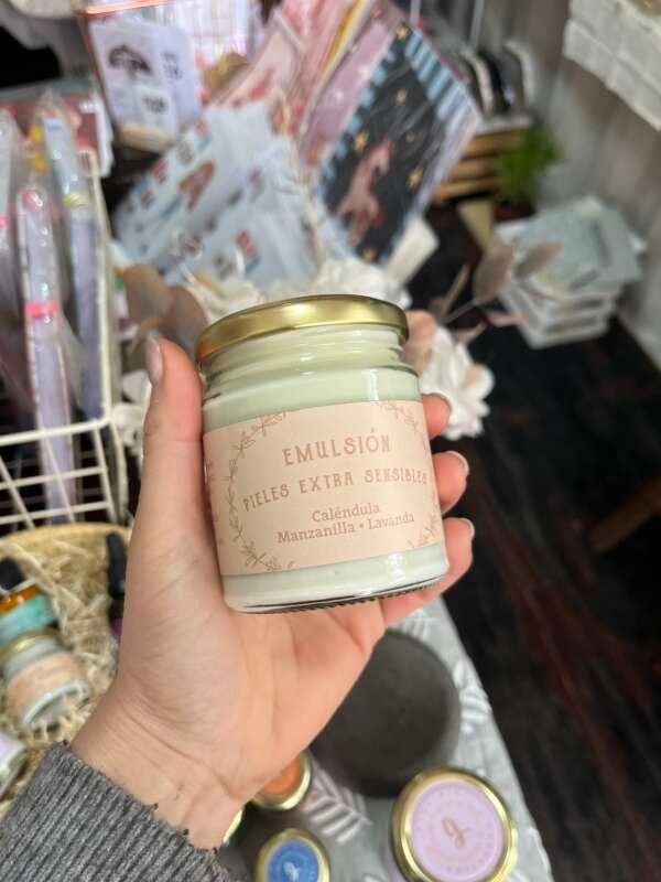 Crema vegana de caléndula lavanda y manzanilla Germinaré